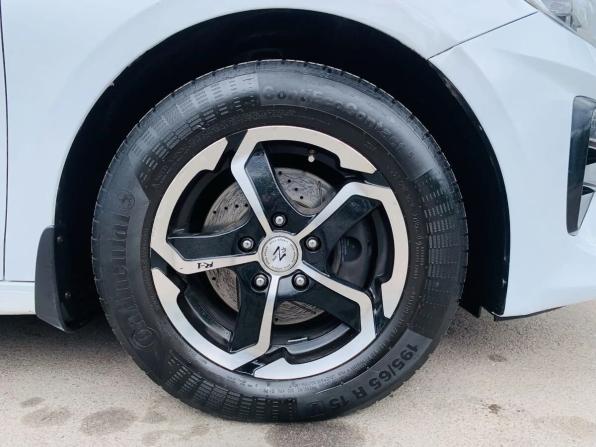 Kia Ceed III с пробегом 2018 года, цена 1 780 000 рублей, 106713 км, хэтчбек, Автокод Объявления