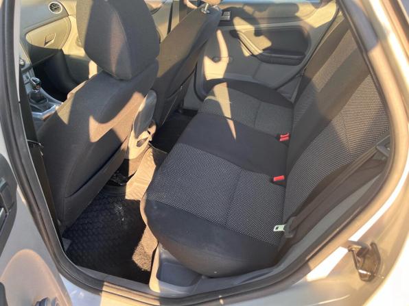 Ford Focus II Рестайлинг с пробегом 2010 года, цена 450 000 рублей, 245712 км, седан, Автокод Объявления