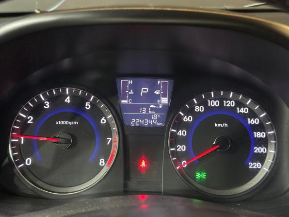 Hyundai Solaris I Рестайлинг с пробегом 2016 года, цена 885 000 рублей, 224341 км, седан, Автокод Объявления
