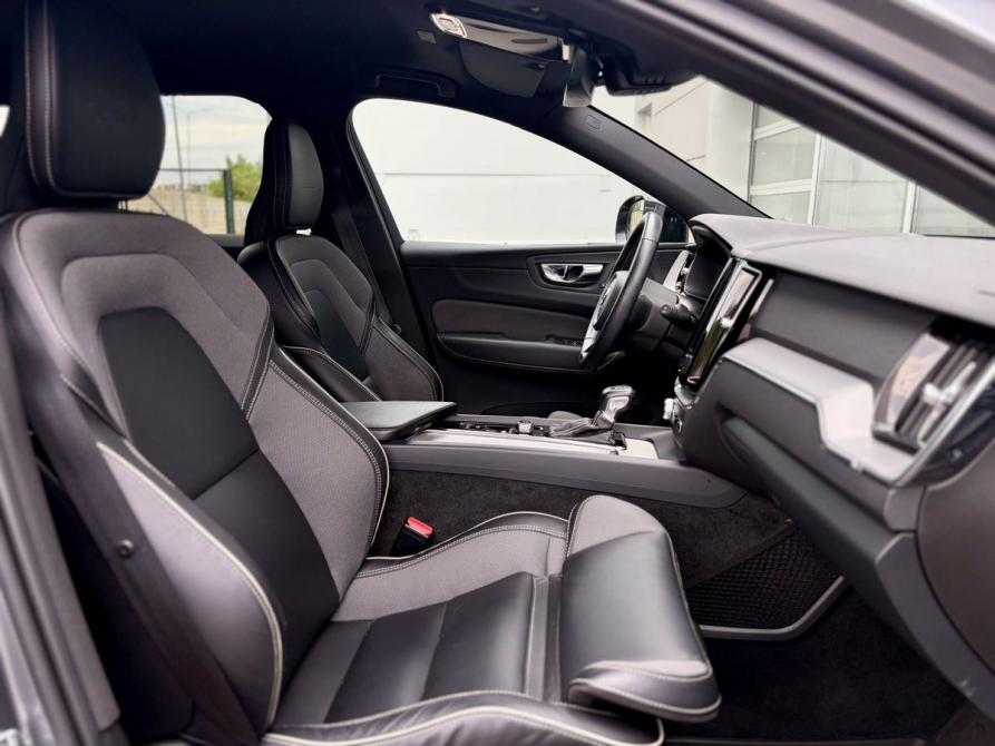 Volvo XC60 II Санкт-Петербург  - изображение 18