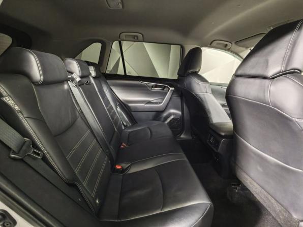 Toyota RAV4 V (XA50) с пробегом 2022 года, цена 3 455 000 рублей, 131887 км, внедорожник, Автокод Объявления