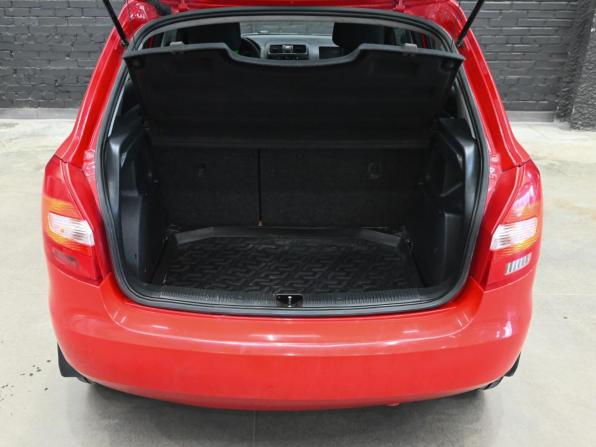 Skoda Fabia II Рестайлинг с пробегом 2012 года, цена 500 000 рублей, 253014 км, хэтчбек, Автокод Объявления