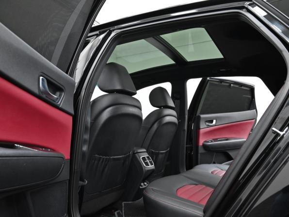 Kia Optima IV Рестайлинг с пробегом 2018 года, цена 1 849 000 рублей, 151000 км, седан, Автокод Объявления