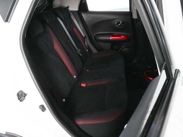 Nissan Juke I с пробегом 2013 года, цена 1 099 000 рублей, 124656 км, внедорожник, Автокод Объявления