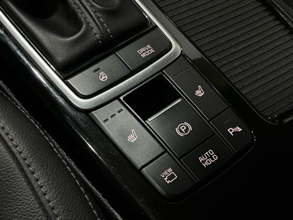 Kia Optima IV Рестайлинг с пробегом 2019 года, цена 2 198 000 рублей, 125200 км, седан, Автокод Объявления