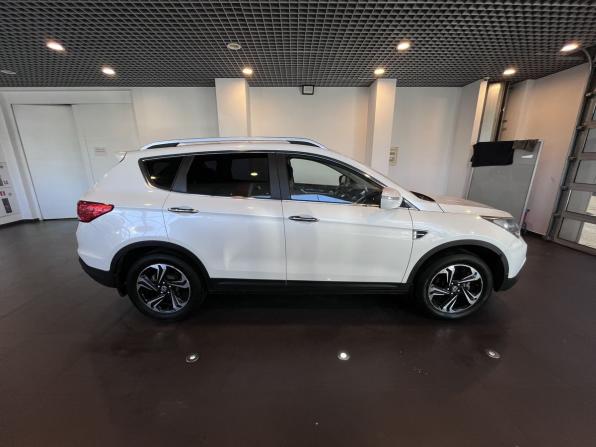 Dongfeng AX7 I с пробегом 2017 года, цена 1 290 000 рублей, 76913 км, внедорожник, Автокод Объявления