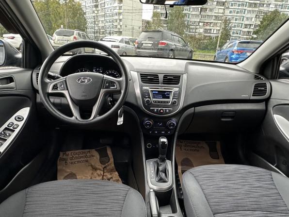 Hyundai Solaris I Рестайлинг с пробегом 2016 года, цена 1 049 000 рублей, 205172 км, седан, Автокод Объявления