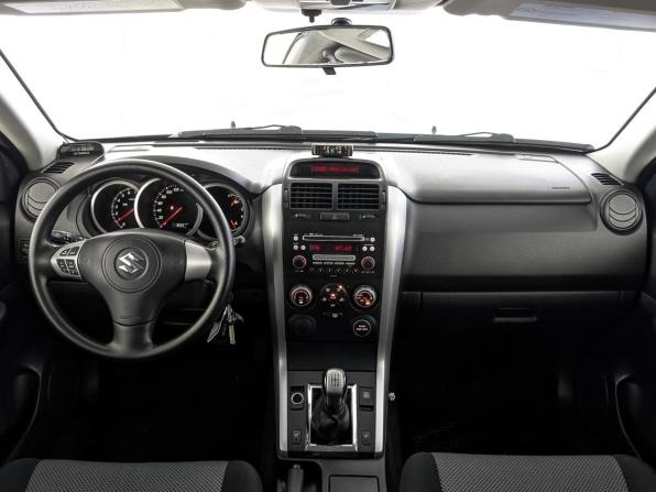 Suzuki Grand Vitara II с пробегом 2006 года, цена 1 000 000 рублей, 85540 км, внедорожник, Автокод Объявления