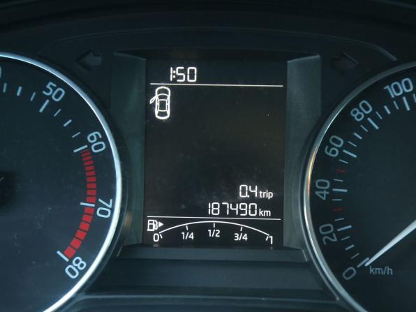 Skoda Rapid I с пробегом 2016 года, цена 886 000 рублей, 187000 км, лифтбек, Автокод Объявления