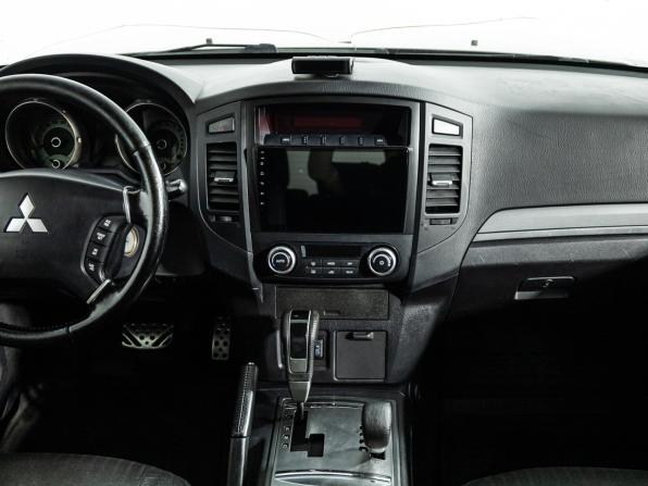 Mitsubishi Pajero IV Рестайлинг 1 с пробегом 2011 года, цена 1 529 585 рублей, 222474 км, внедорожник, Автокод Объявления