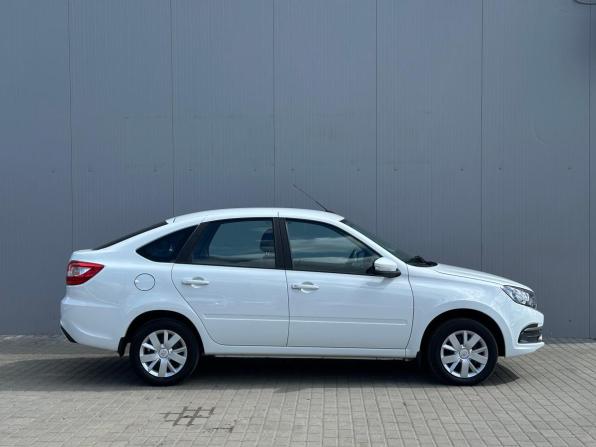 Lada (ВАЗ) Granta I Рестайлинг с пробегом 2023 года, цена 892 000 рублей, 33500 км, лифтбек, Автокод Объявления