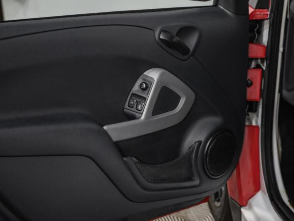 Smart Fortwo II с пробегом 2013 года, цена 619 000 рублей, 183871 км, хэтчбек, Автокод Объявления
