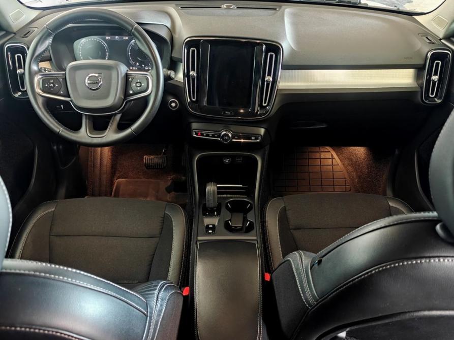 Volvo XC40 I Москва  - изображение 9