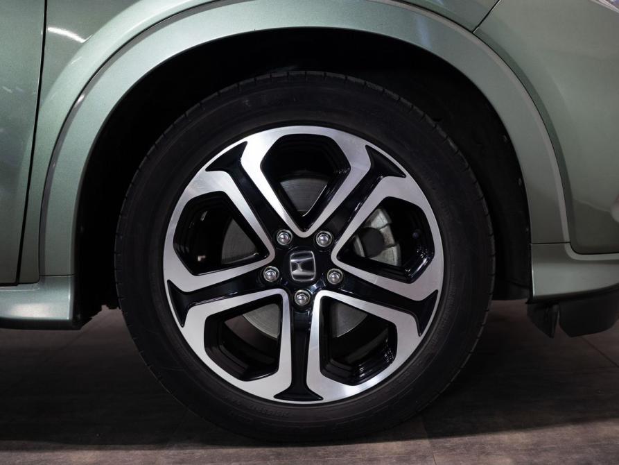 Honda Vezel I Рестайлинг Чита  - изображение 16