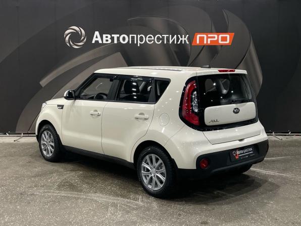 Kia Soul II Рестайлинг с пробегом 2019 года, цена 1 499 000 рублей, 43509 км, хэтчбек, Автокод Объявления