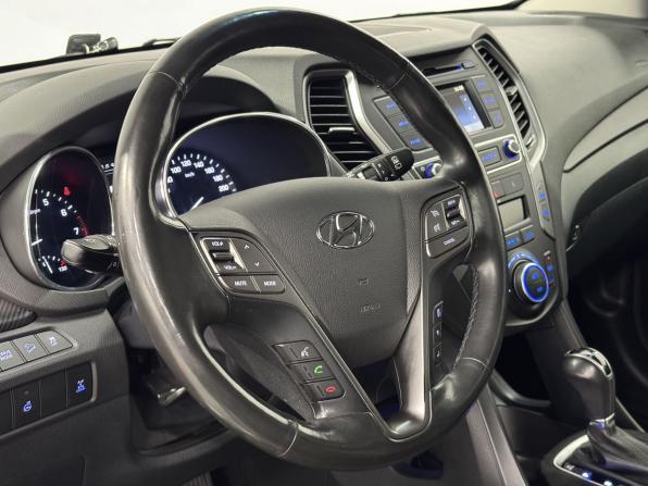 Hyundai Santa Fe III Рестайлинг с пробегом 2017 года, цена 2 400 000 рублей, 63609 км, внедорожник, Автокод Объявления