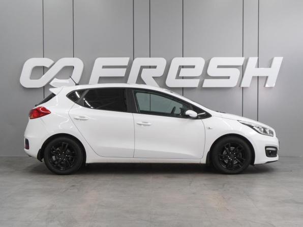Kia Ceed II Рестайлинг с пробегом 2016 года, цена 1 349 000 рублей, 144313 км, хэтчбек, Автокод Объявления