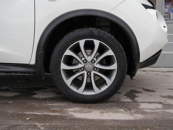 Nissan Juke I с пробегом 2013 года, цена 1 190 000 рублей, 127051 км, внедорожник, Автокод Объявления
