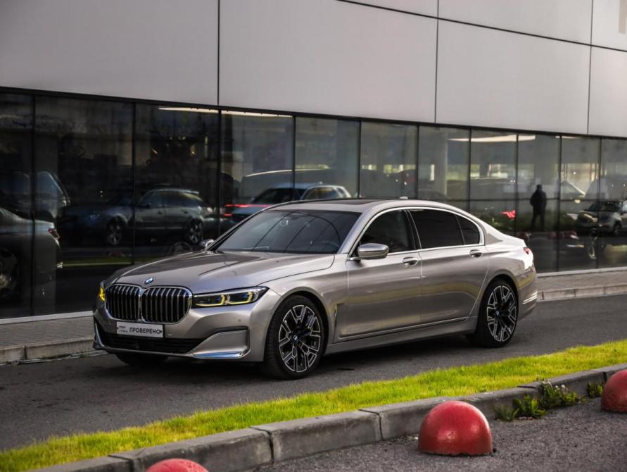 BMW 7 серии VI (G11/G12) Рестайлинг Санкт-Петербург  - изображение 3