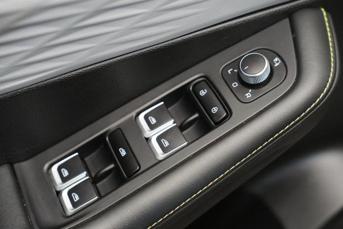 Geely Coolray I Рестайлинг с пробегом 2023 года, цена 2 320 000 рублей, 25000 км, внедорожник, Автокод Объявления
