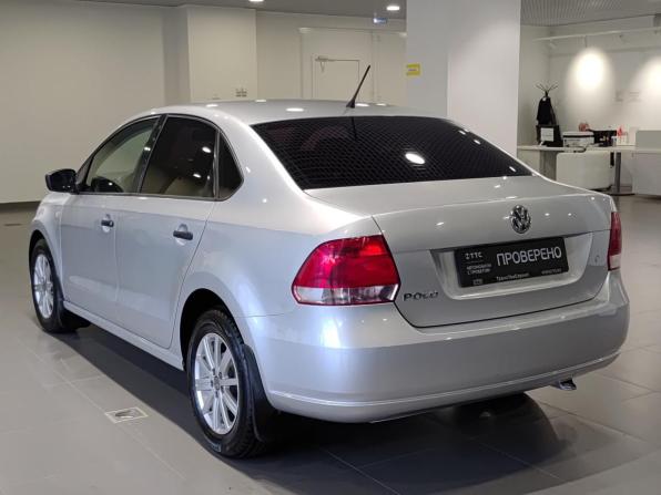 Volkswagen Polo V с пробегом 2013 года, цена 665 000 рублей, 109028 км, седан, Автокод Объявления