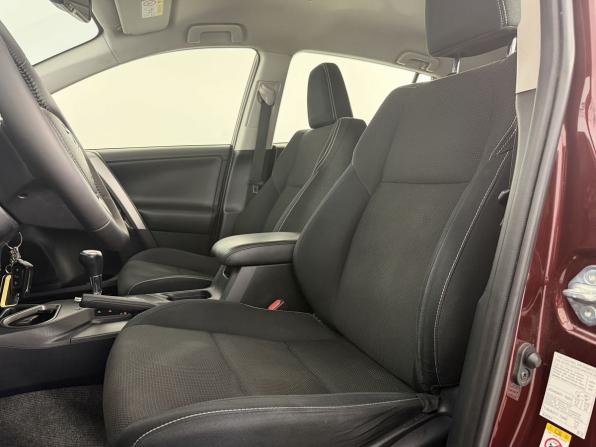 Toyota RAV4 IV (XA40) Рестайлинг с пробегом 2016 года, цена 2 070 000 рублей, 182000 км, внедорожник, Автокод Объявления