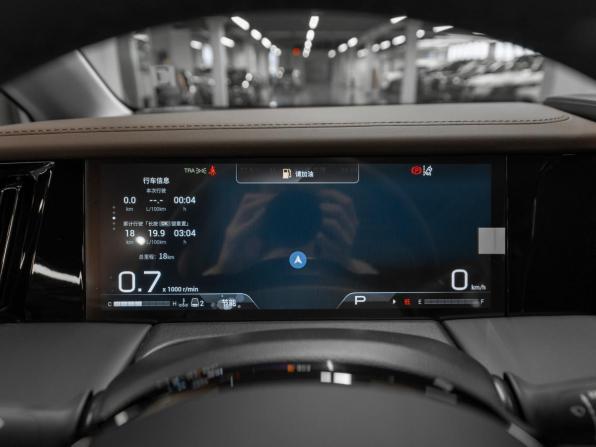 GAC Trumpchi M8 II с пробегом 2026 года, цена 4 700 000 рублей, 50 км, минивэн, Автокод Объявления