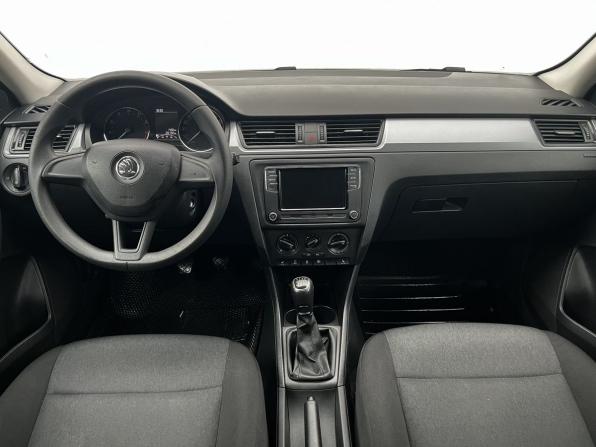 Skoda Rapid I с пробегом 2016 года, цена 900 000 рублей, 122189 км, лифтбек, Автокод Объявления