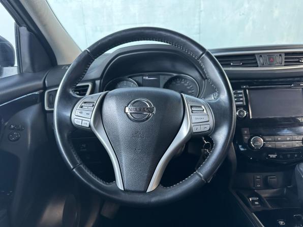 Nissan Qashqai II с пробегом 2017 года, цена 1 399 000 рублей, 114604 км, внедорожник, Автокод Объявления