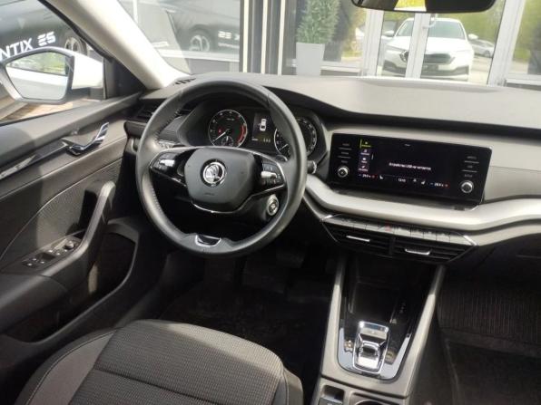 Skoda Octavia IV (A8) с пробегом 2021 года, цена 2 479 000 рублей, 43199 км, лифтбек, Автокод Объявления