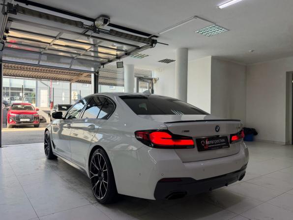 BMW 5 серии VII (G30/G31/G38) Рестайлинг с пробегом 2021 года, цена 4 590 000 рублей, 177456 км, седан, Автокод Объявления