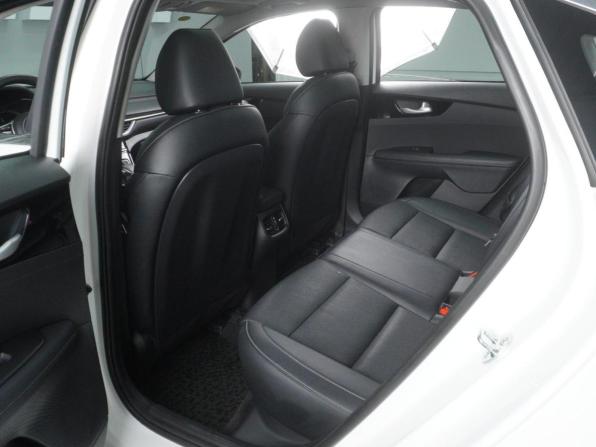 Kia K3 II (China Market) с пробегом 2021 года, цена 1 899 000 рублей, 39991 км, седан, Автокод Объявления