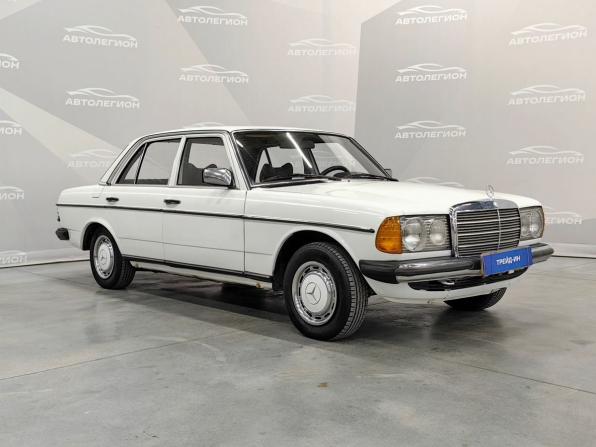 Mercedes-Benz W123 с пробегом 1979 года, цена 1 280 000 рублей, 313000 км, седан, Автокод Объявления