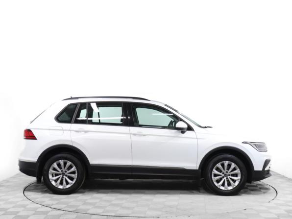 Volkswagen Tiguan II Рестайлинг с пробегом 2021 года, цена 2 649 000 рублей, 53500 км, внедорожник, Автокод Объявления