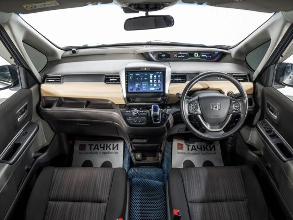 Honda Freed II с пробегом 2017 года, цена 1 210 500 рублей, 225667 км, компактвэн, Автокод Объявления