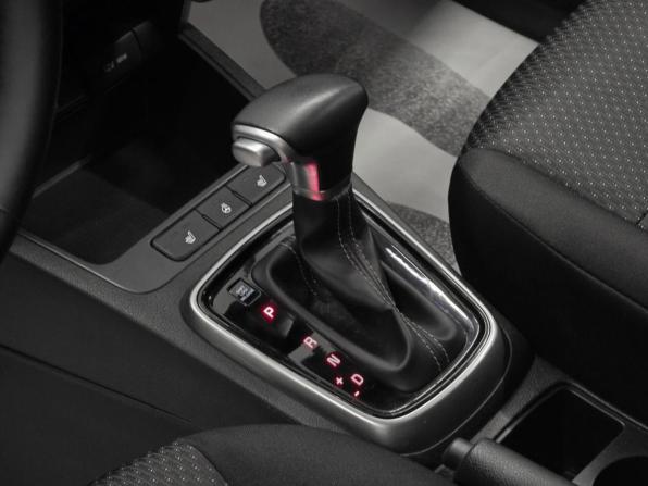 Kia Rio IV Рестайлинг с пробегом 2021 года, цена 1 685 000 рублей, 38000 км, хэтчбек, Автокод Объявления