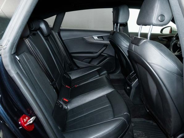 Audi A5 II (F5) с пробегом 2018 года, цена 3 230 000 рублей, 109000 км, лифтбек, Автокод Объявления
