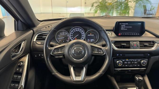 Mazda 6 III (GJ) Рестайлинг с пробегом 2018 года, цена 1 990 000 рублей, 153201 км, седан, Автокод Объявления