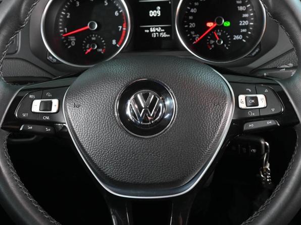 Volkswagen Jetta VI Рестайлинг с пробегом 2016 года, цена 1 549 000 рублей, 137156 км, седан, Автокод Объявления