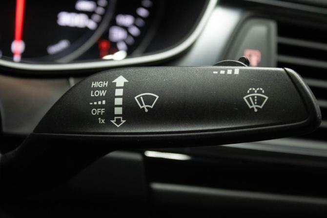 Audi A6 IV (C7) Рестайлинг с пробегом 2016 года, цена 2 499 000 рублей, 185953 км, седан, Автокод Объявления