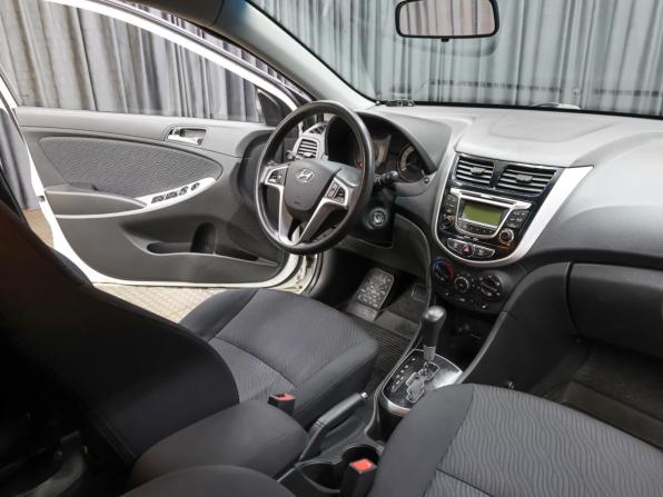 Hyundai Solaris I с пробегом 2011 года, цена 798 000 рублей, 157107 км, седан, Автокод Объявления