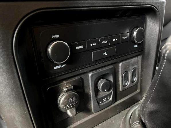 Lada (ВАЗ) Niva Travel I с пробегом 2025 года, цена 1 330 000 рублей, 3628 км, внедорожник, Автокод Объявления