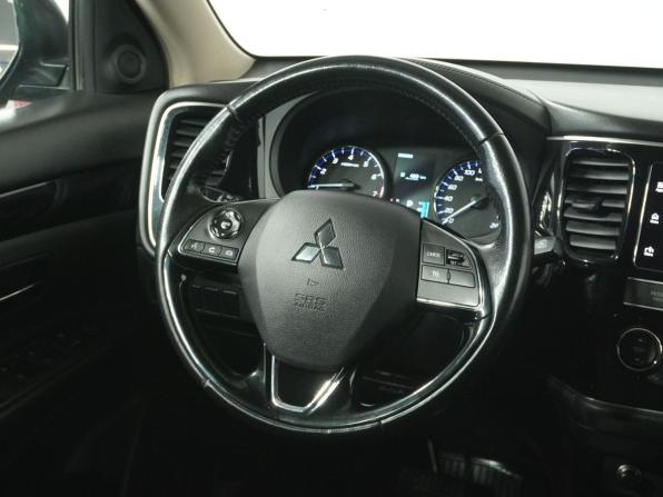 Mitsubishi Outlander III Рестайлинг 3 с пробегом 2019 года, цена 2 340 000 рублей, 101055 км, внедорожник, Автокод Объявления