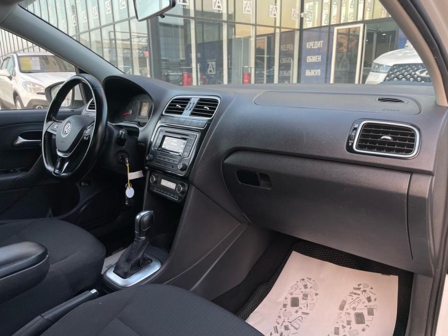 Volkswagen Polo V Рестайлинг Краснодар  - изображение 18