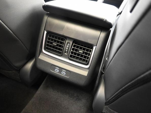 Toyota Camry IX (XV80) China Market с пробегом 2025 года, цена 4 740 900 рублей, 162 км, седан, Автокод Объявления