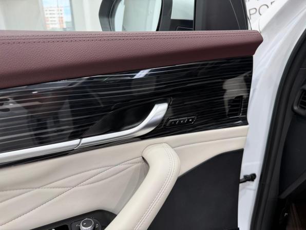 Geely Monjaro I с пробегом 2022 года, цена 2 889 000 рублей, 42981 км, внедорожник, Автокод Объявления