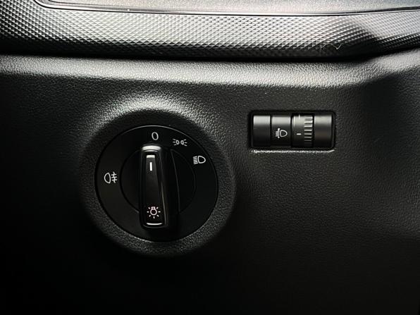 Volkswagen Polo VI с пробегом 2021 года, цена 1 397 900 рублей, 156483 км, лифтбек, Автокод Объявления