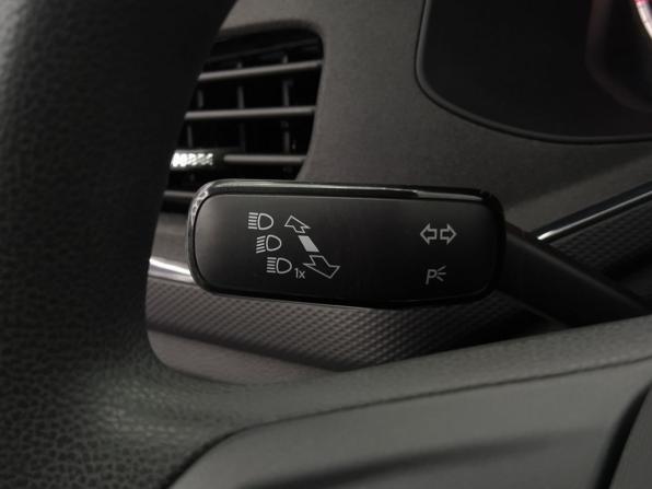 Volkswagen Polo VI с пробегом 2021 года, цена 1 377 000 рублей, 72606 км, лифтбек, Автокод Объявления