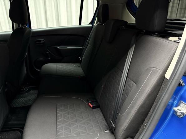 Renault Sandero II с пробегом 2018 года, цена 1 199 000 рублей, 71300 км, хэтчбек, Автокод Объявления