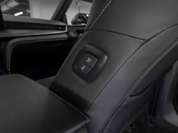 Toyota Camry IX (XV80) China Market с пробегом 2026 года, цена 4 600 000 рублей, 50 км, седан, Автокод Объявления